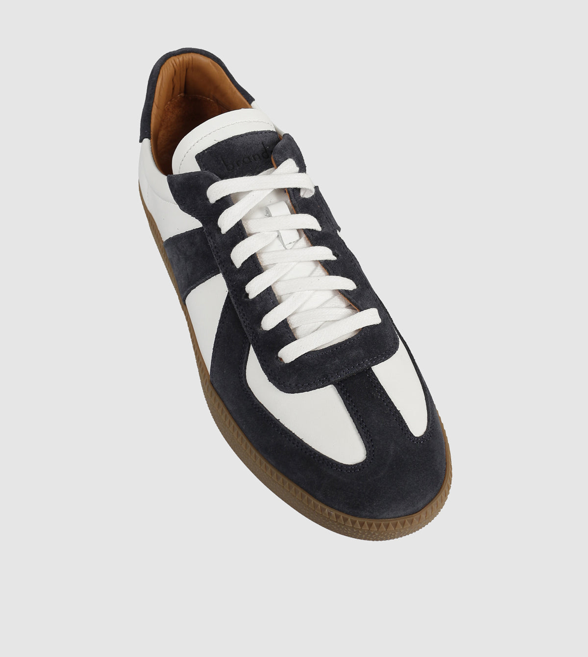 Sean Low Top Sneakers by Brando