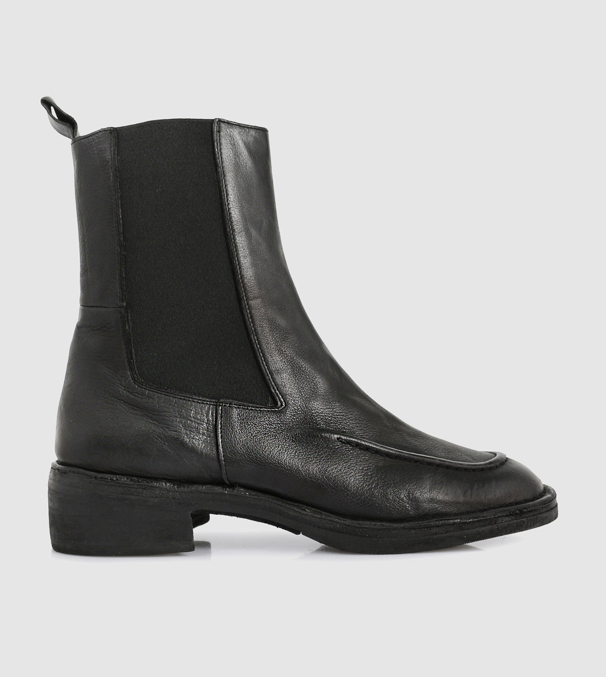 Jadie Chelsea Boots by Beau Coops