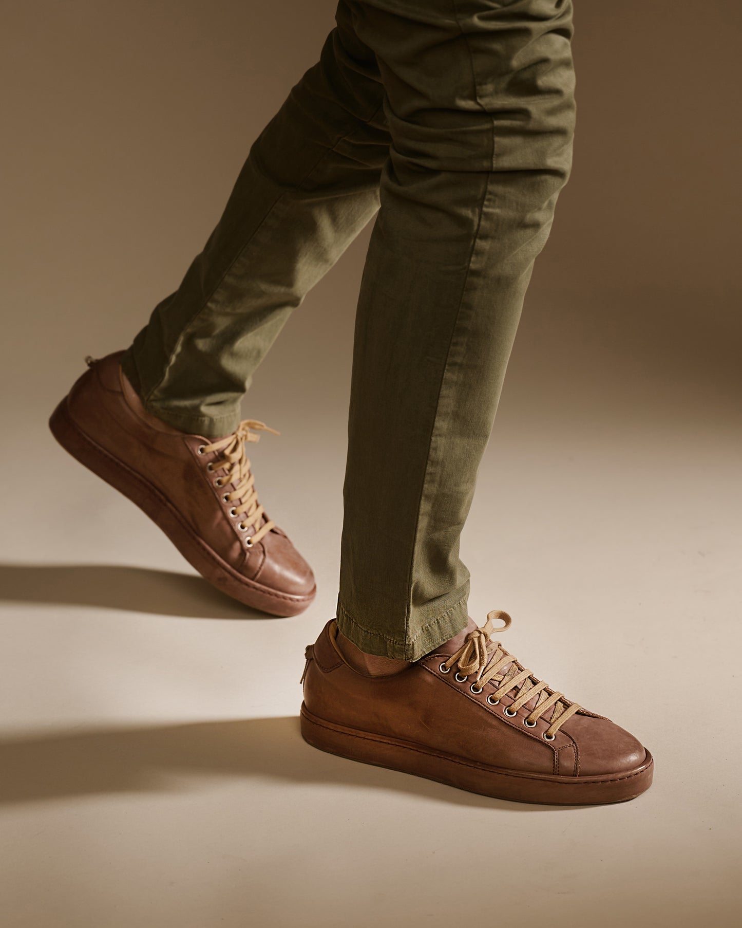Caleb Low Top sneakers by Brando