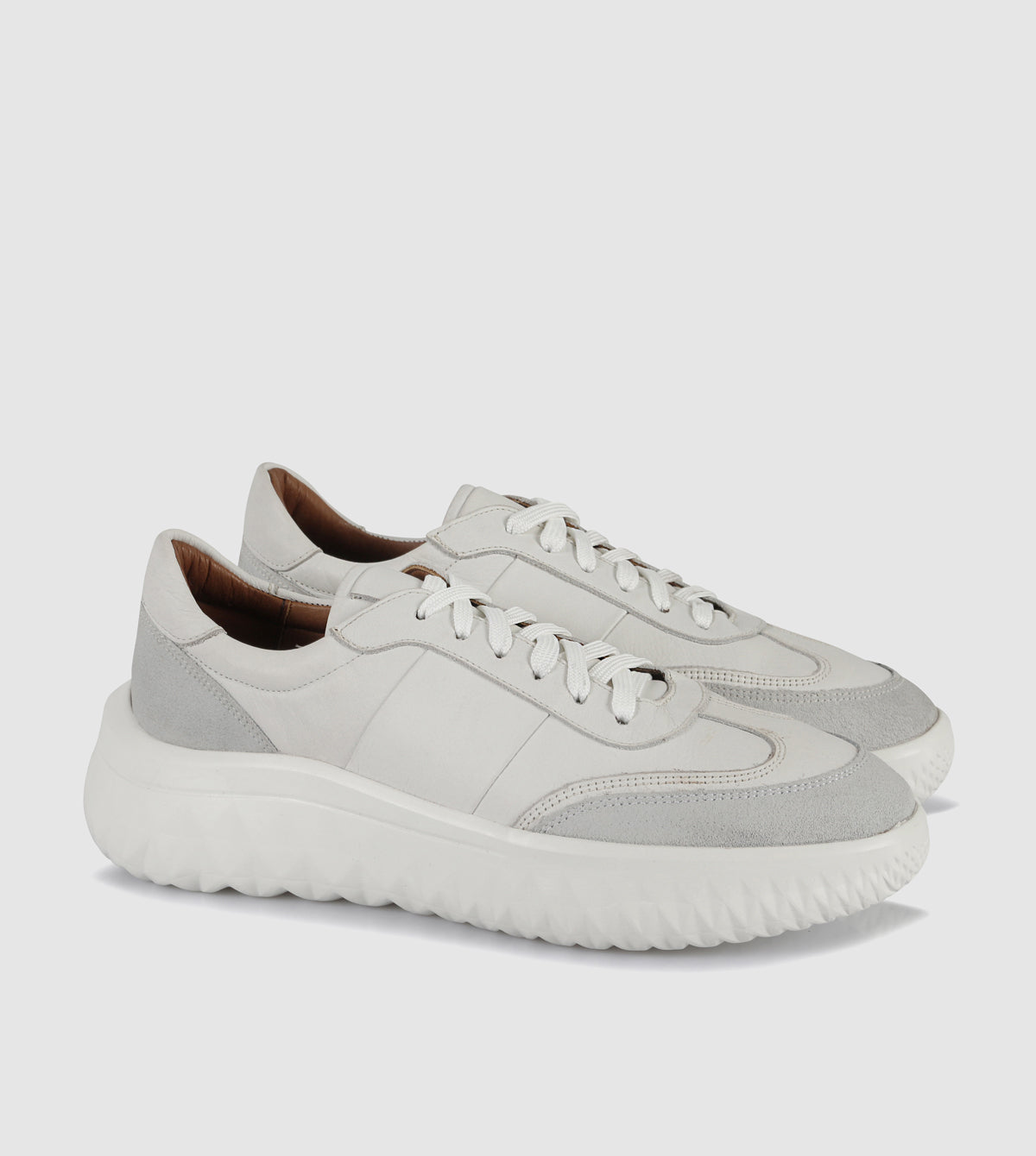 Kyro Low Top Sneakers by Brando