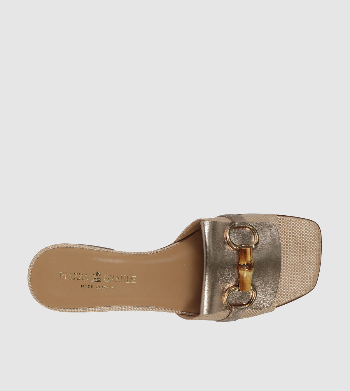 Cove Slides by Piazza Grande