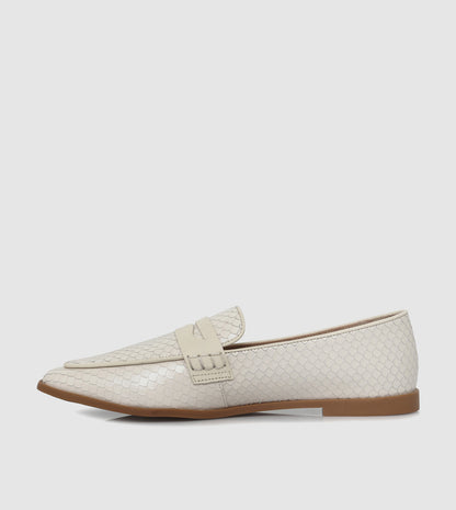 Bayle Casual Loafers by Sempre Di