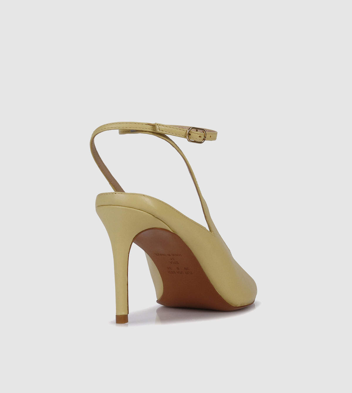Shauar Slingbacks by Sempre Di By Guilhermina