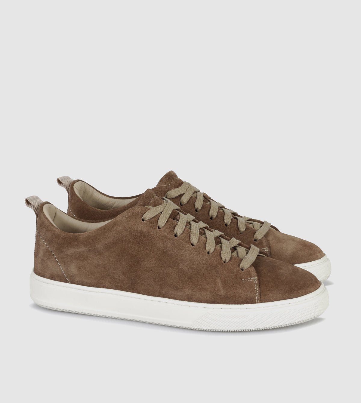 Aven Low Top Sneakers by Brando