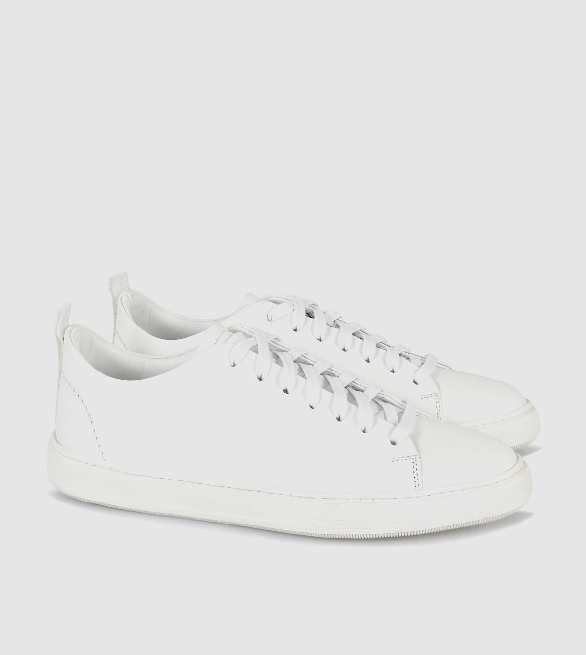Aven Low Top Sneakers by Brando