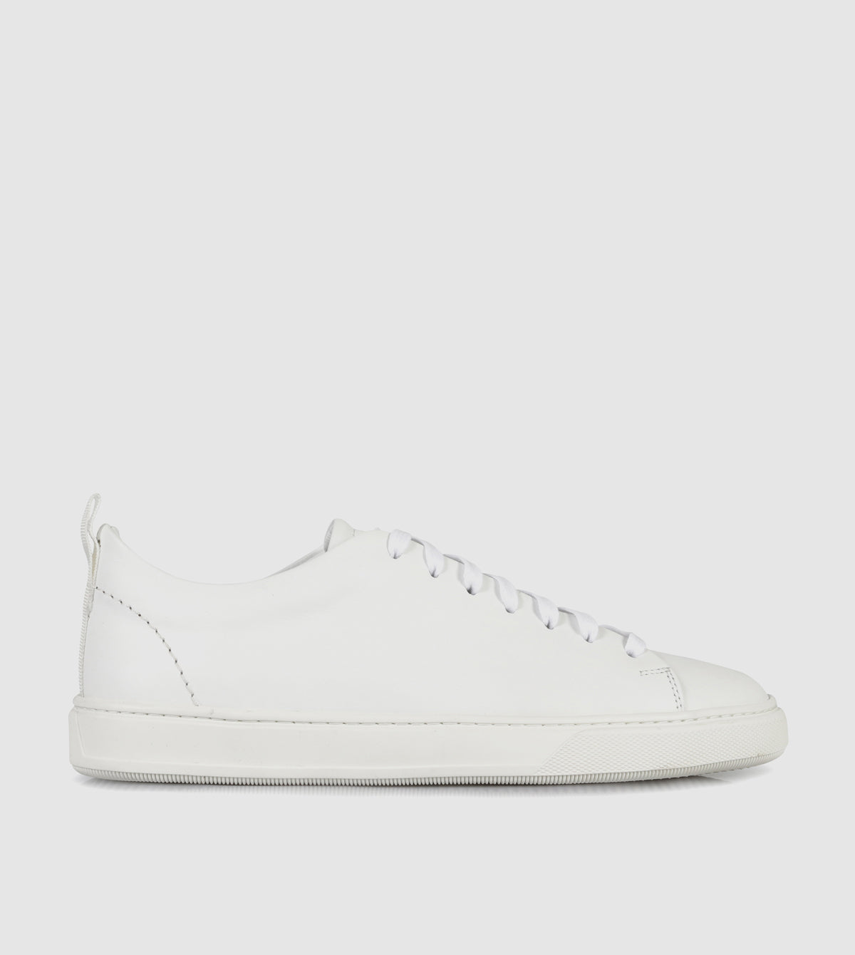 Aven Low Top Sneakers by Brando