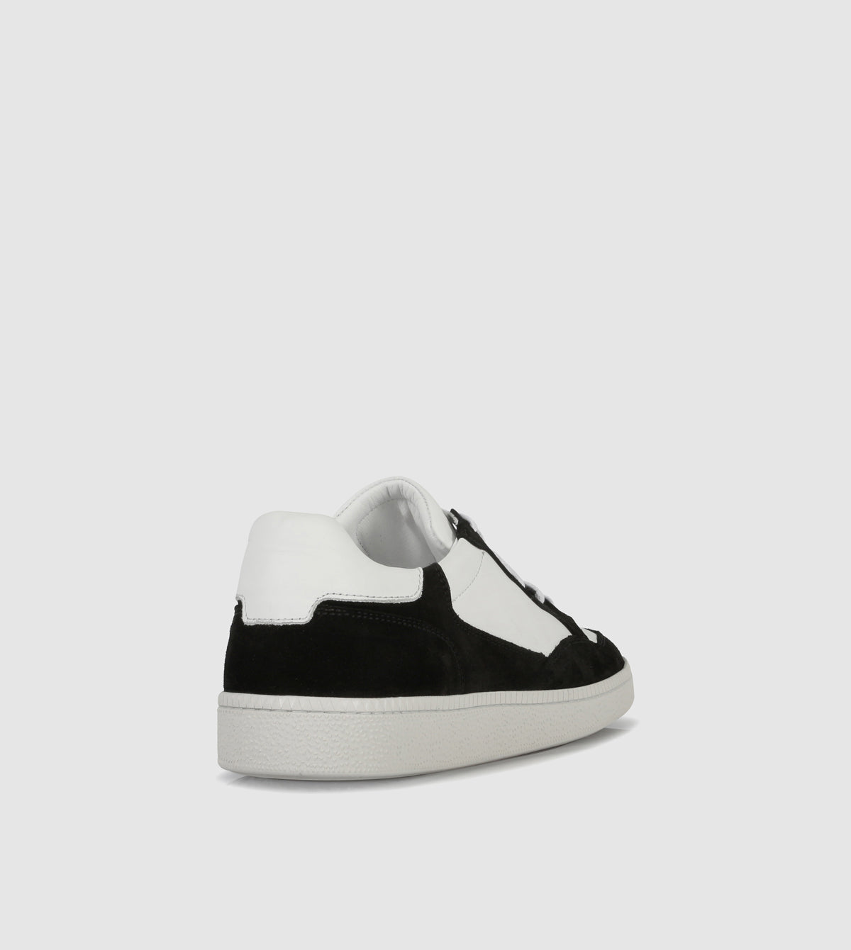 Zared Low Top Sneakers by Brando