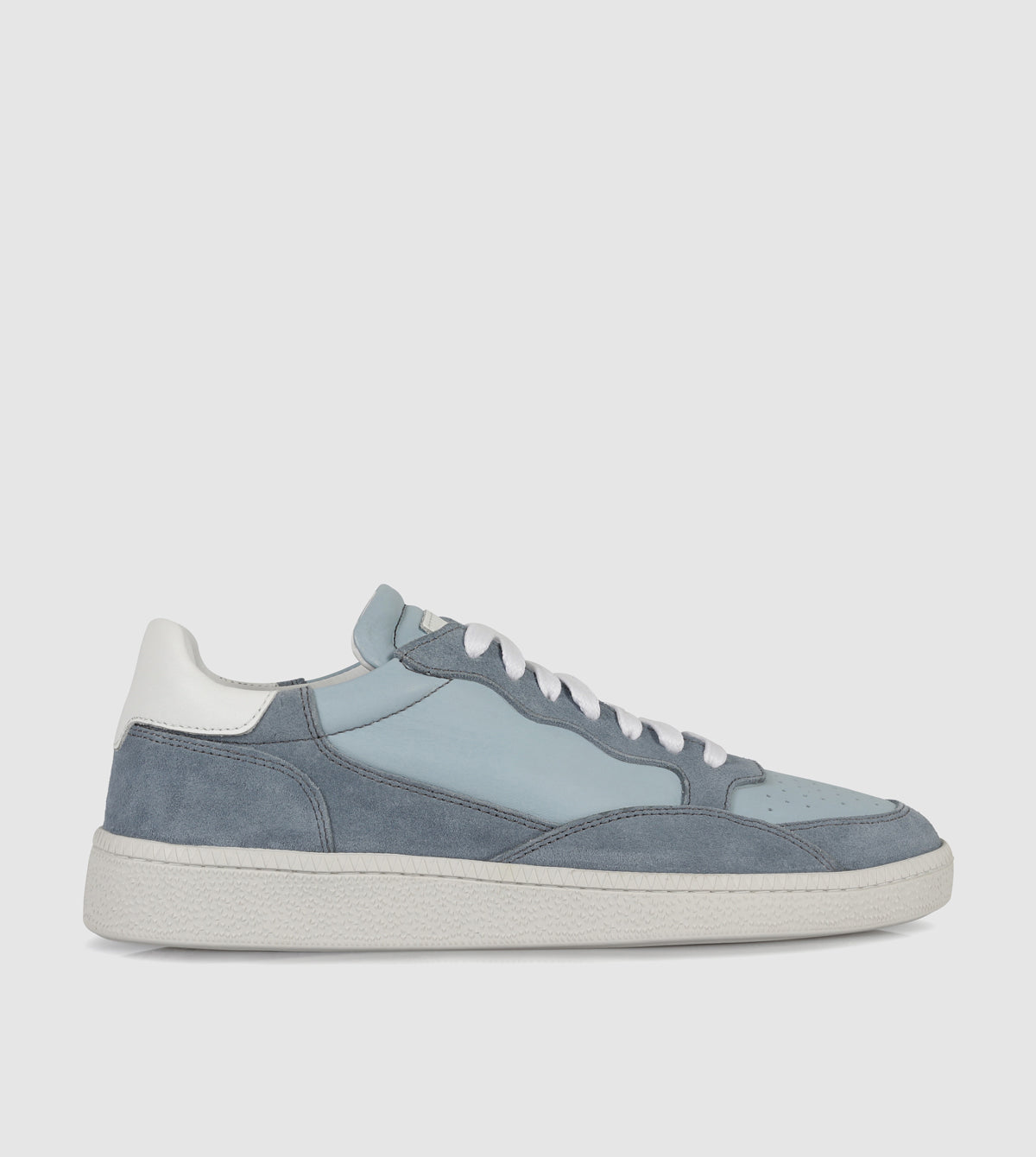Zared Low Top Sneakers by Brando