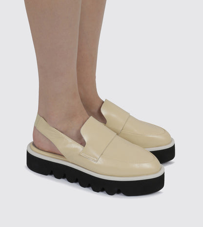 Calyx Flatforms by B.Coops