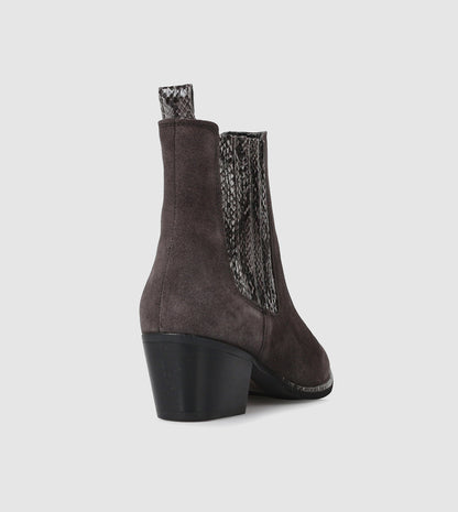Erin Ankle Boots by S Sempre Di