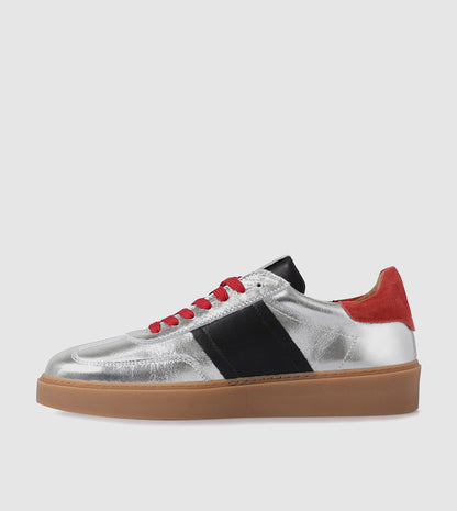 Samira Low Top sneakers by Sempre Di