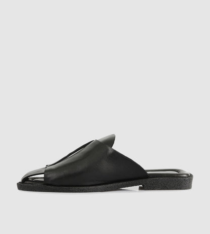 Veloria Slides by S Sempre Di