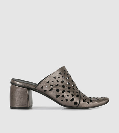Maelis Mules by Beau Coops