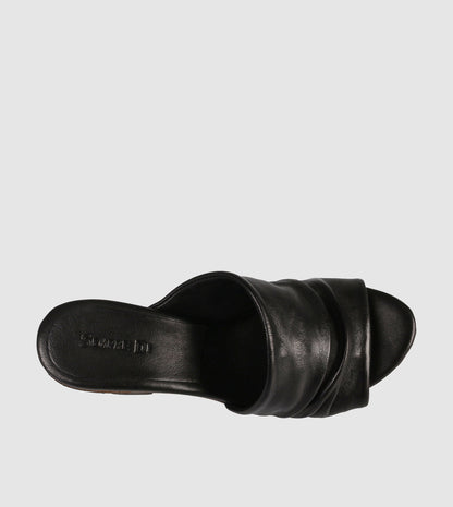 Larisia Mules by Sempre Di