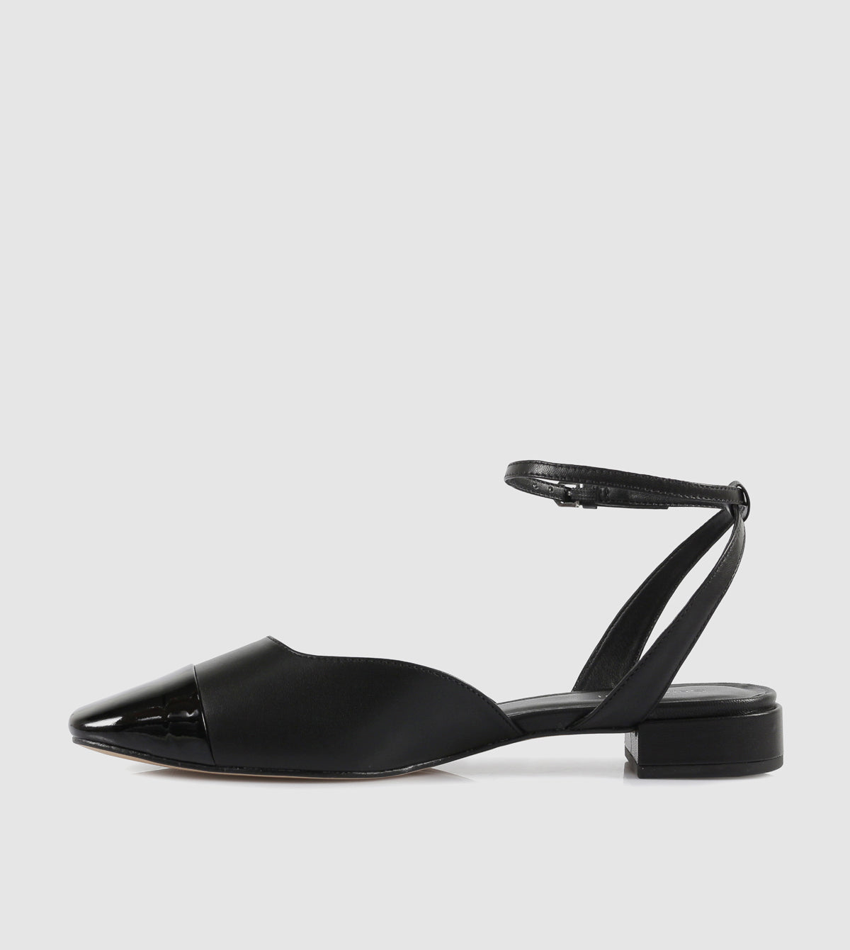 Ryleigh Sandals by Sempre Di