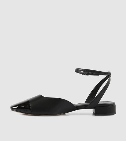 Ryleigh Sandals by Sempre Di