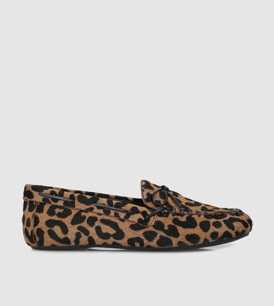 Enria Casual Loafers by Sempre Di