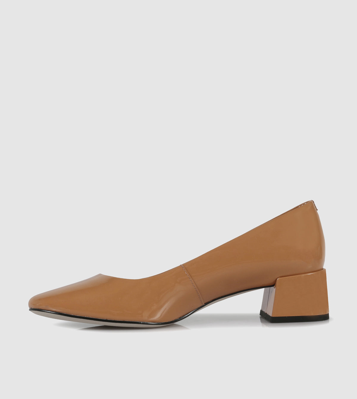 Rhea Courtshoes by Wirth