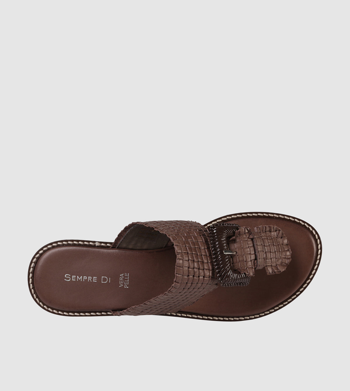 Leeland Flat Sandals by Sempre Di