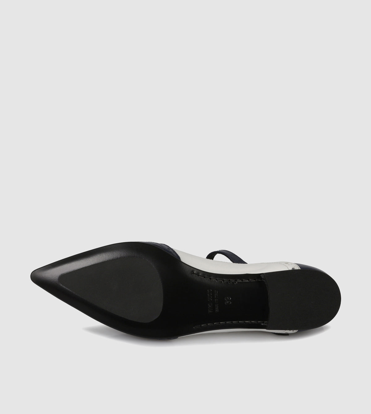 Elise Mary Jane by Sempre Di