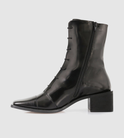Abanka Ankle Boots by Beau Coops