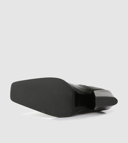 Libby Chelsea Boots by Beau Coops