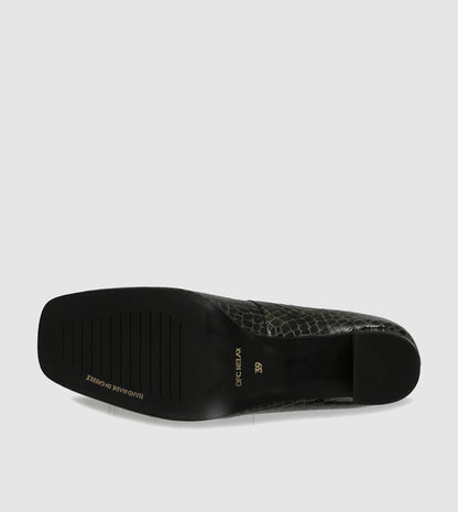 Triana Courtshoes by Relax