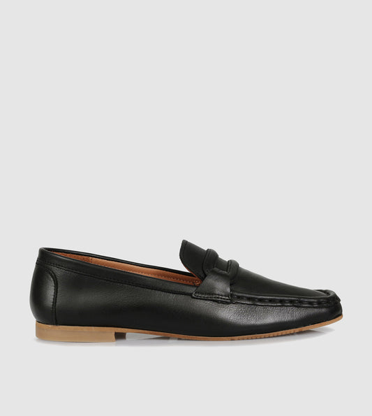 Jenica Casual Loafers by Sempre Di