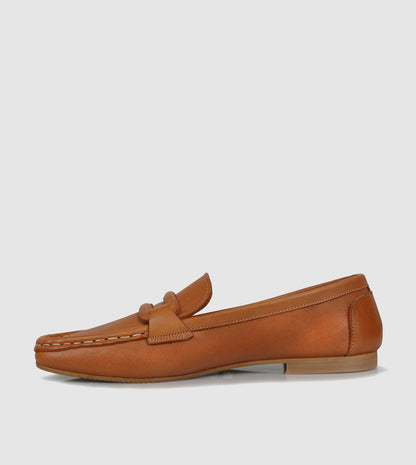 Jenica Casual Loafers by Sempre Di