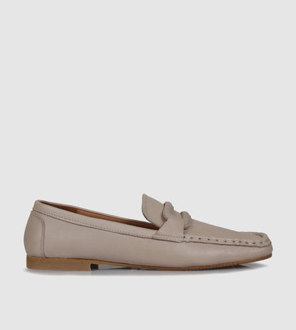 Jenica Casual Loafers by Sempre Di