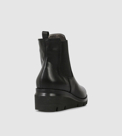 Gilly Chelsea Boots by Piazza Grande