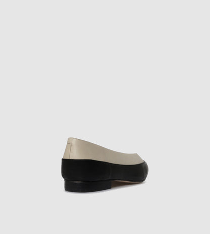 Melania Courtshoes by Sempre Di