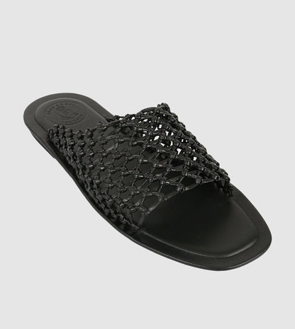 Nesso Slides by Beau Coops